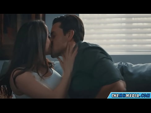 ❤️ Feusuaiga alofa ma se tina busty lelei ❤❌ Na'o le porn ❌️