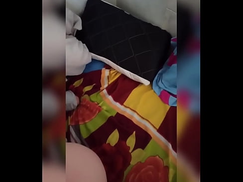 ❤️ O la'u uo e nofo na o ia i le fale ona o lana tane e alu i tafaoga ma ou te faaaogaina le avanoa e fufui ai ma faatumu lana asini i le susu. ❤❌ Na'o le porn ❌️
